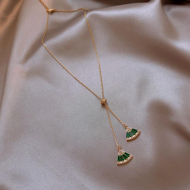 Baroque Emerald Fan Crystal Necklace Female Tide Simple Personality Pendant Light Luxury Collarbone Chain