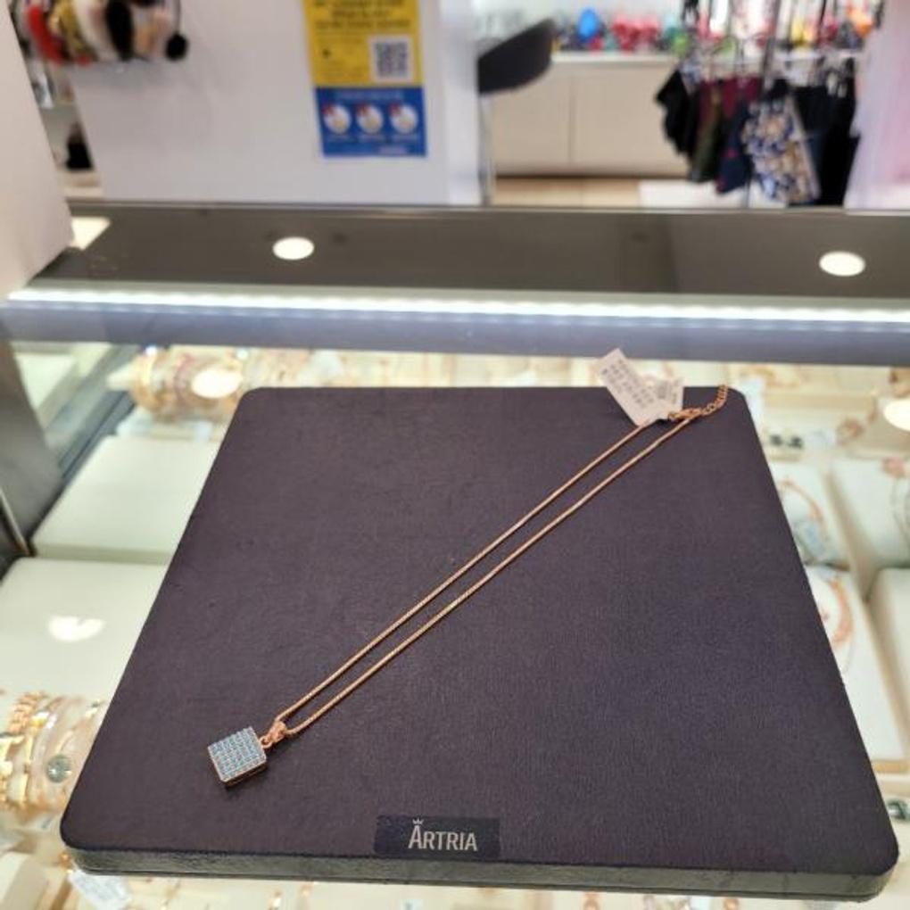 Atria Square Turquoise One-Touch N Free Size Necklace JTONEFR0053TK