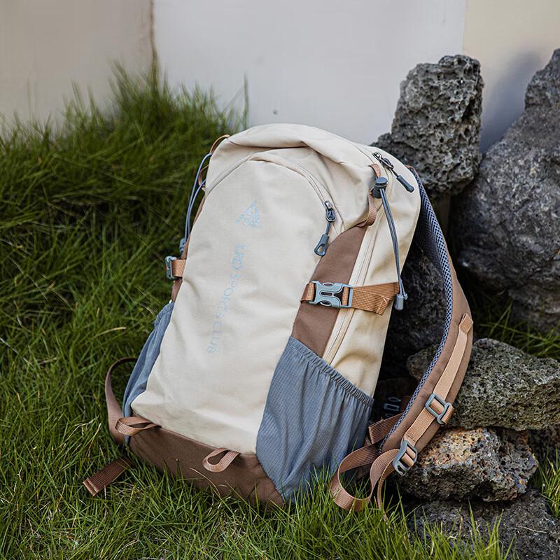 

Li Shen Lightweight Versatile Hiking & Commuting Backpack