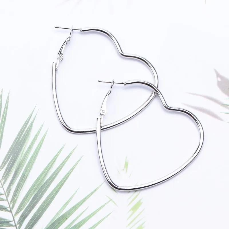 EK2095 New Fashion Hollow Peach Heart Earring Metal Plating Ornaments Simple Dangle Ear For Women Copper Brincos Jewelry
