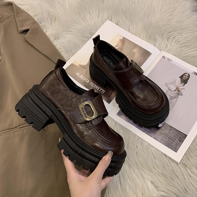 

Zhike~ Лоферы на высокой платформе, женские, весна 2025, платформа-маффин, маленькие кожаные туфли, одинарные туфли в британском стиле 40