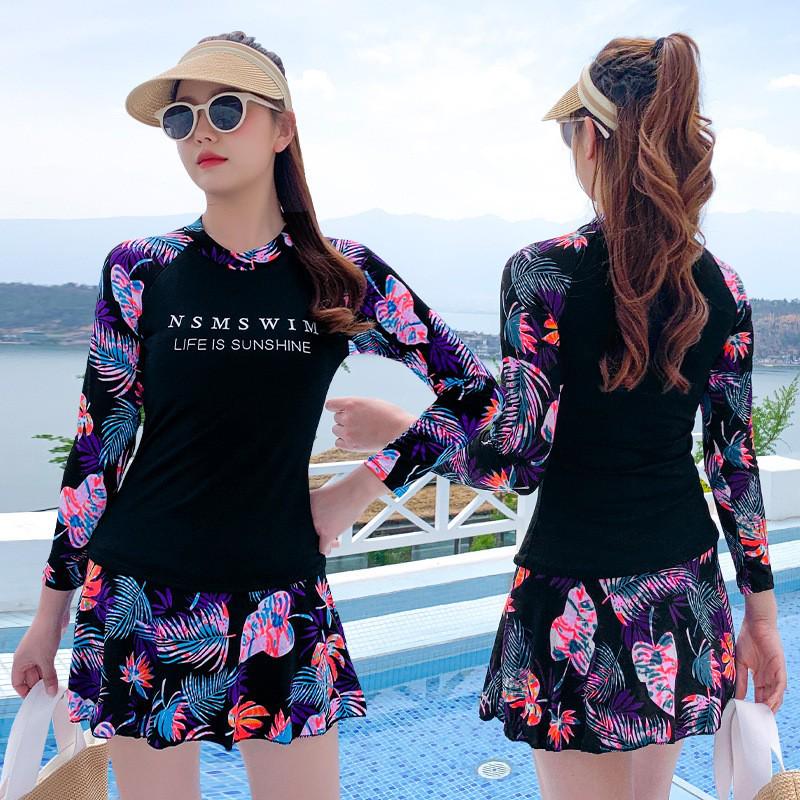 Bañador de Manga Larga con Protección Solar para Mujer: Estilo Falda Boxer de Dos Piezas para Resort y Deportes.