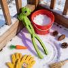Snowball Clip -Piece Molding Dinosaur Design Snowball Maker Compatible With Children Dinosaur