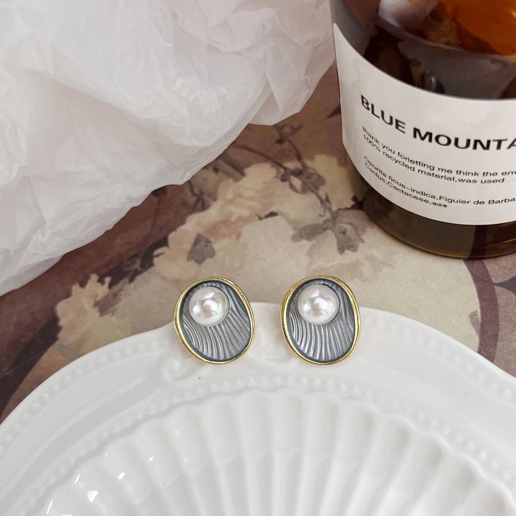 S925 silver needle French drip glaze shell pearl stud earrings women's new simple niche design temperament earrings