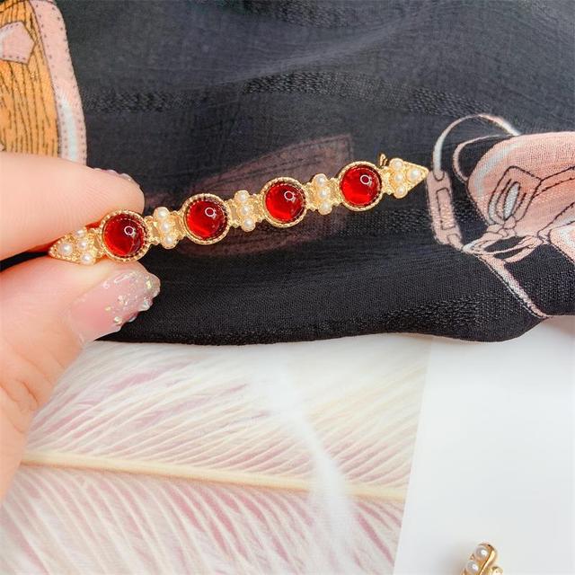 Vintage Pearl Brooch Baroque Simple Compact Clothes Scarf Pins Brooches Exquisite