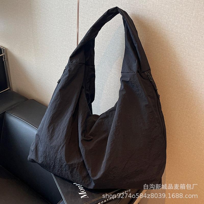 Shoulder Bag Large-capacity Shopping Bag 2025 New Solid Color Simple Travel Bag Literary Youth Student Leisure Cloth Bag