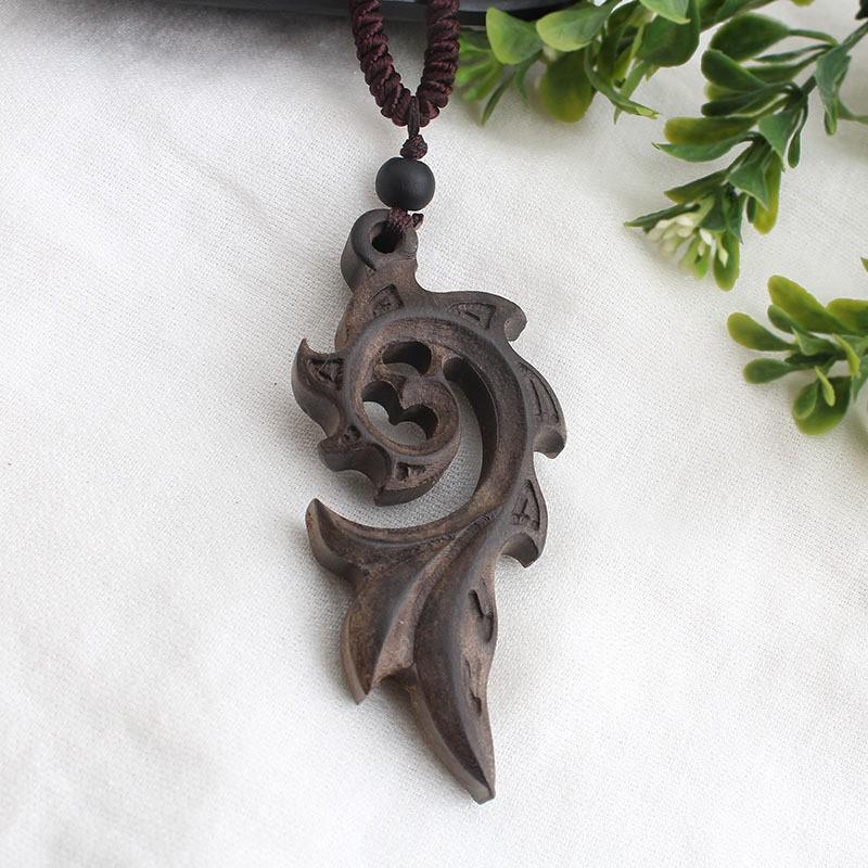 Handmade Wooden Pendant Necklace Ethnic Boho Style Long Chain Leaf Design Natural Women