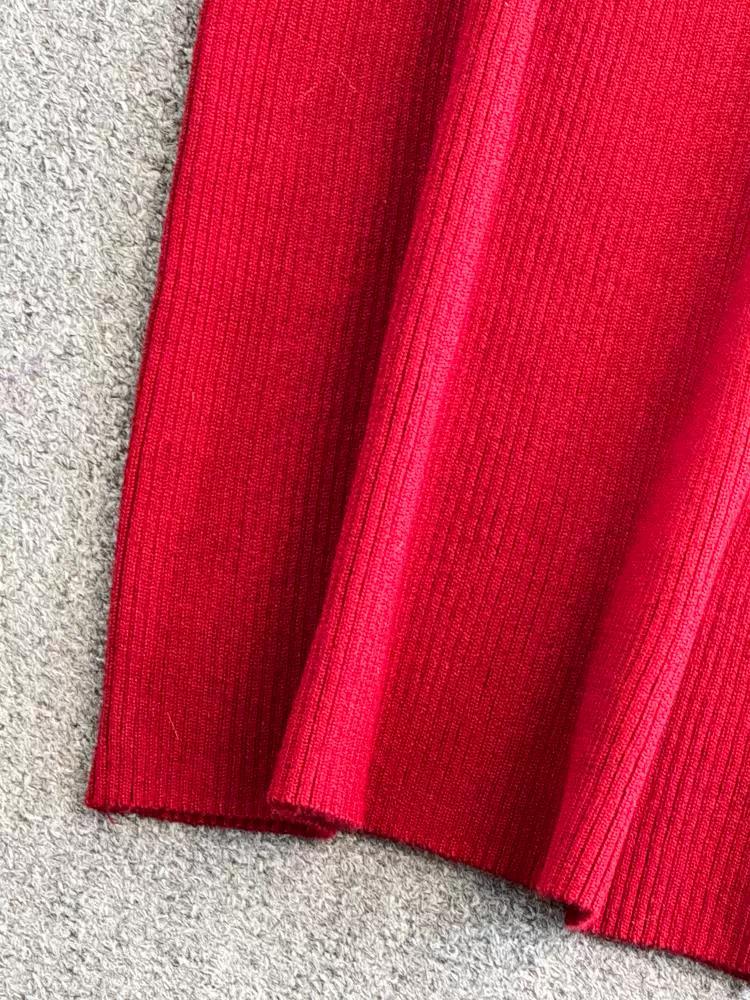 Осенне-зимнее платье с длинными рукавами — фото 10