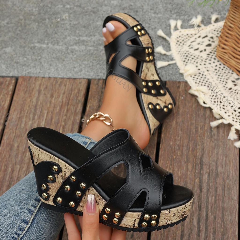 Fashion Summer Large Size Women Slippers Rivet Sandals Fish Mouth Wedges High Heels Slipper Shoes for Women Roman Style Platform Slides