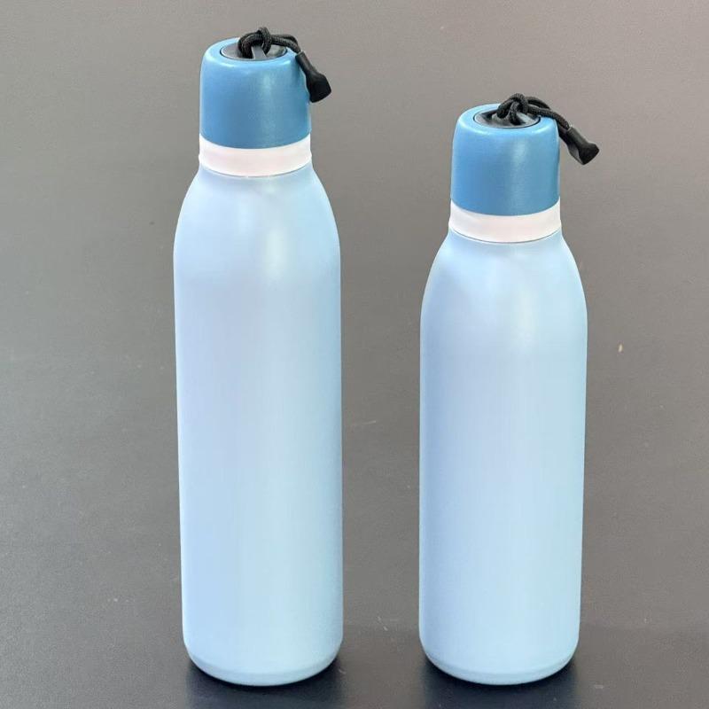 Large - Capacity Water Bottle: for Outdoor Activities & On - The - Go Hydration for Outdoor Enthusiasts & Active Lifestyles