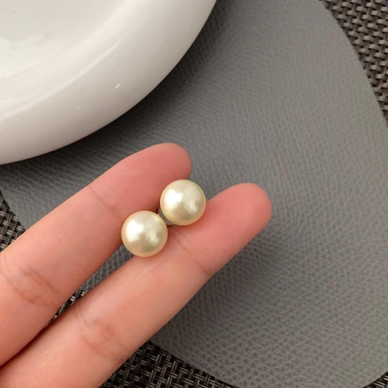 Elegant 8-14MM Mantou Pearl Stud Earrings with Gold Pins - High-Quality, Simple Design