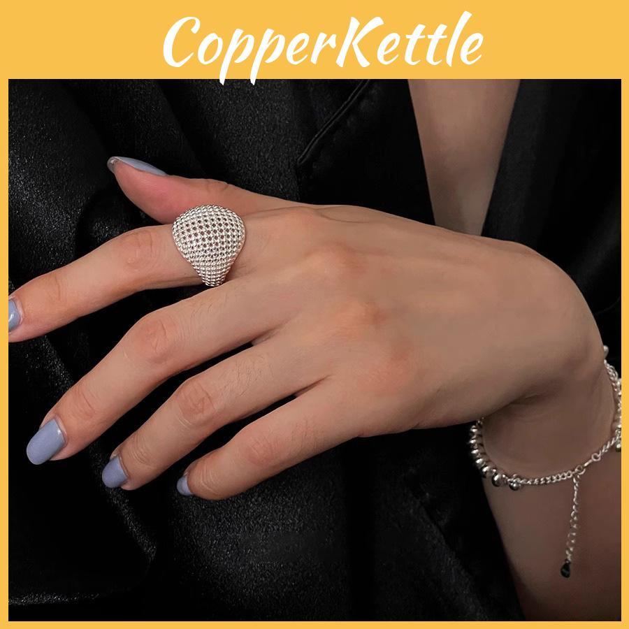 Elegant Gender-neutral Korean Style Hollow Mesh Ball Ring For Women Modern Copper Accessory