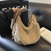 Lightweight Velvet Simple Messenger Bag Women's Large-capacity Leisure Outing Bag Trendy Fashion Student Portable Shoulder Bag