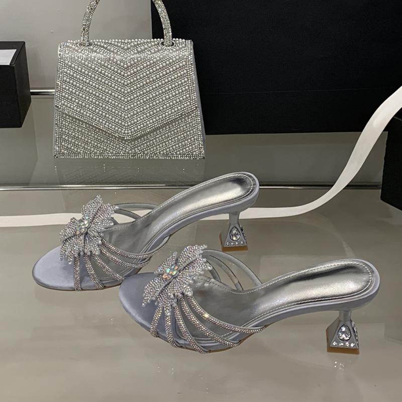2025 New Gold Silver Crystal Gem Strange Low Heels Slippers Women Rhinestone Flowers Summer Party Prom Shoes Mules Sandals