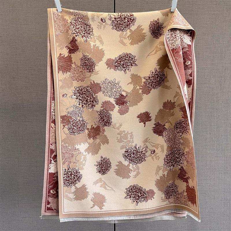 Autumn new women's fashion scarf retro splicing contrasting color cashew nut flower jacquard scarf to keep warm and cold