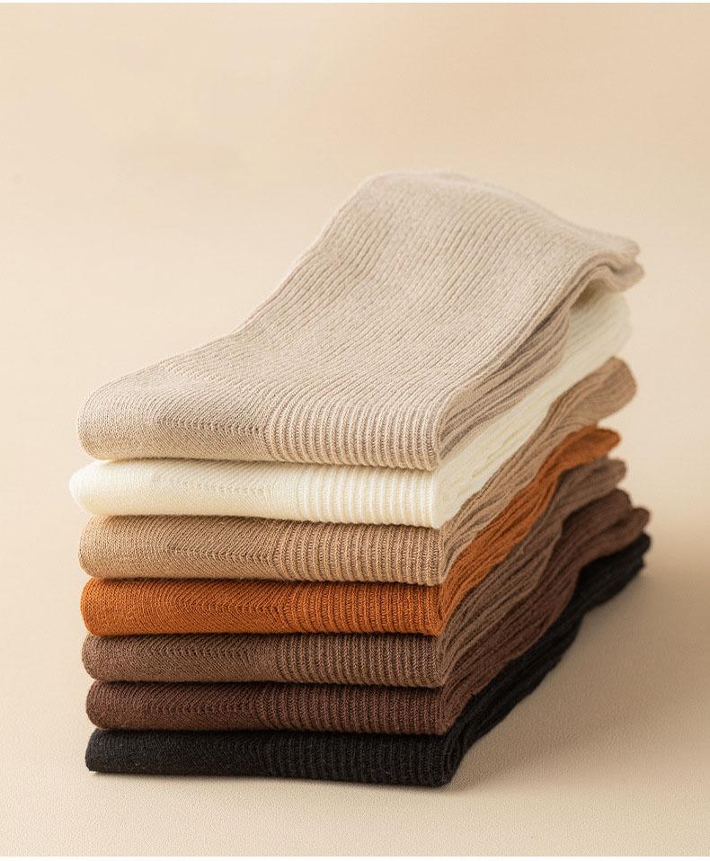 Autumn Winter Khaki Brown Women Cotton Socks Art Middle Tube Socks Harajuku Female Crew Sock Spring Summer Autumn Style Socks