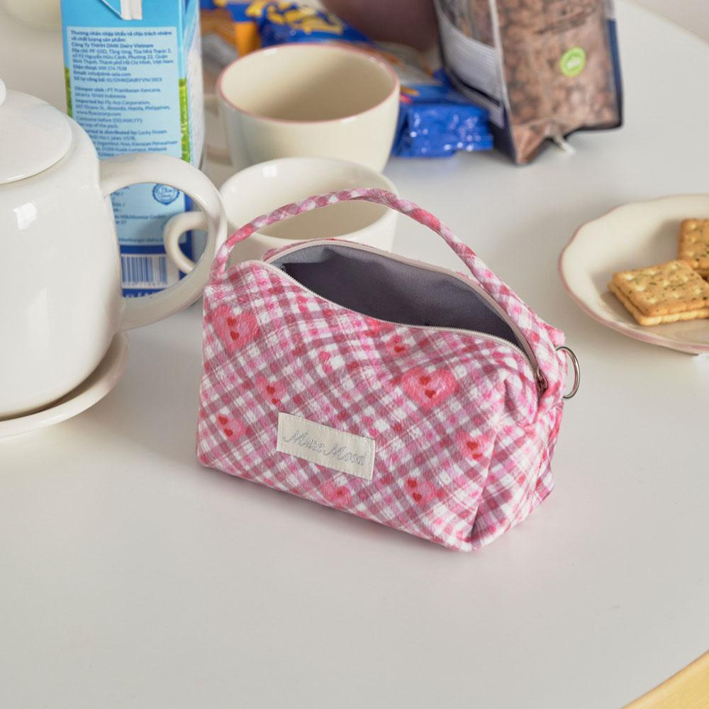 Musemood Heart Check Hand Bag Pouch