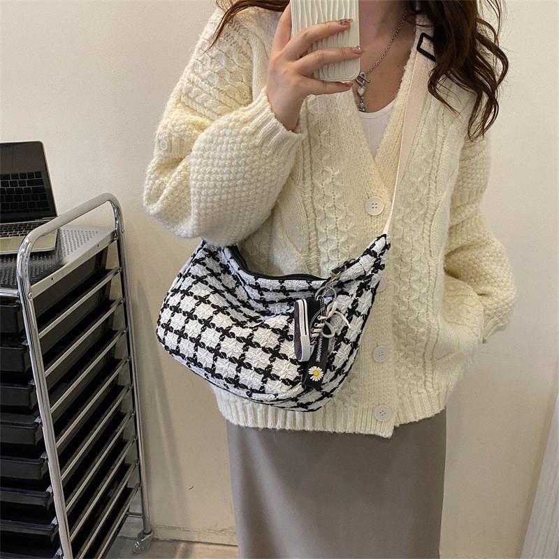 Stylish Urban Chic Plaid Pattern Woolen Crossbody Bag For Women In Black Or White