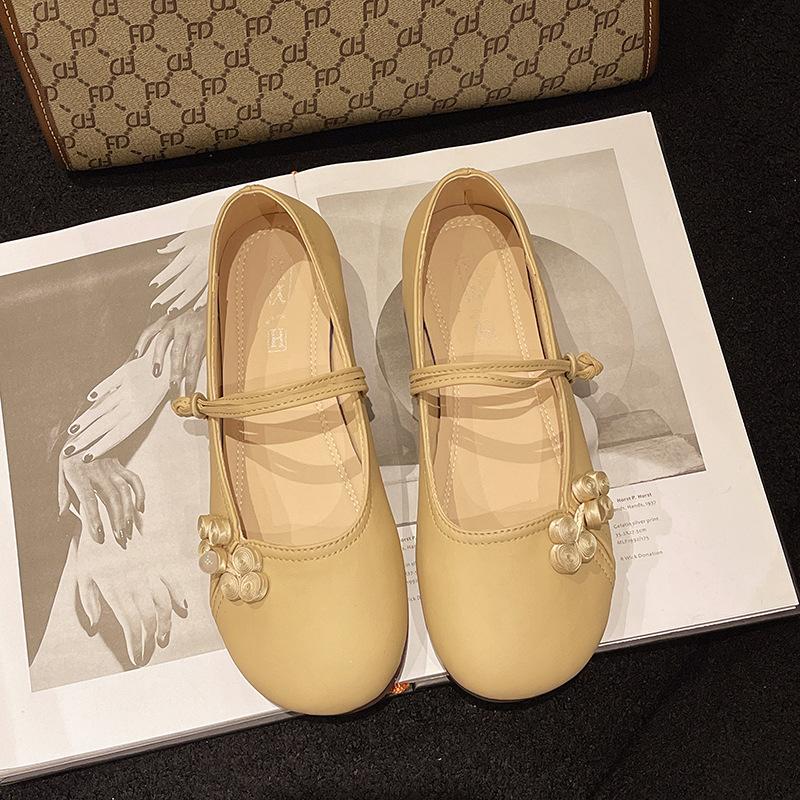 

Туфли Мэри Джейн на плоской подошве для верхней женской одежды весна-лето 2025 года, новые, с мягкой подошвой, с неглубоким горлом, с цветами, вечерние, с юбками, под старину 40