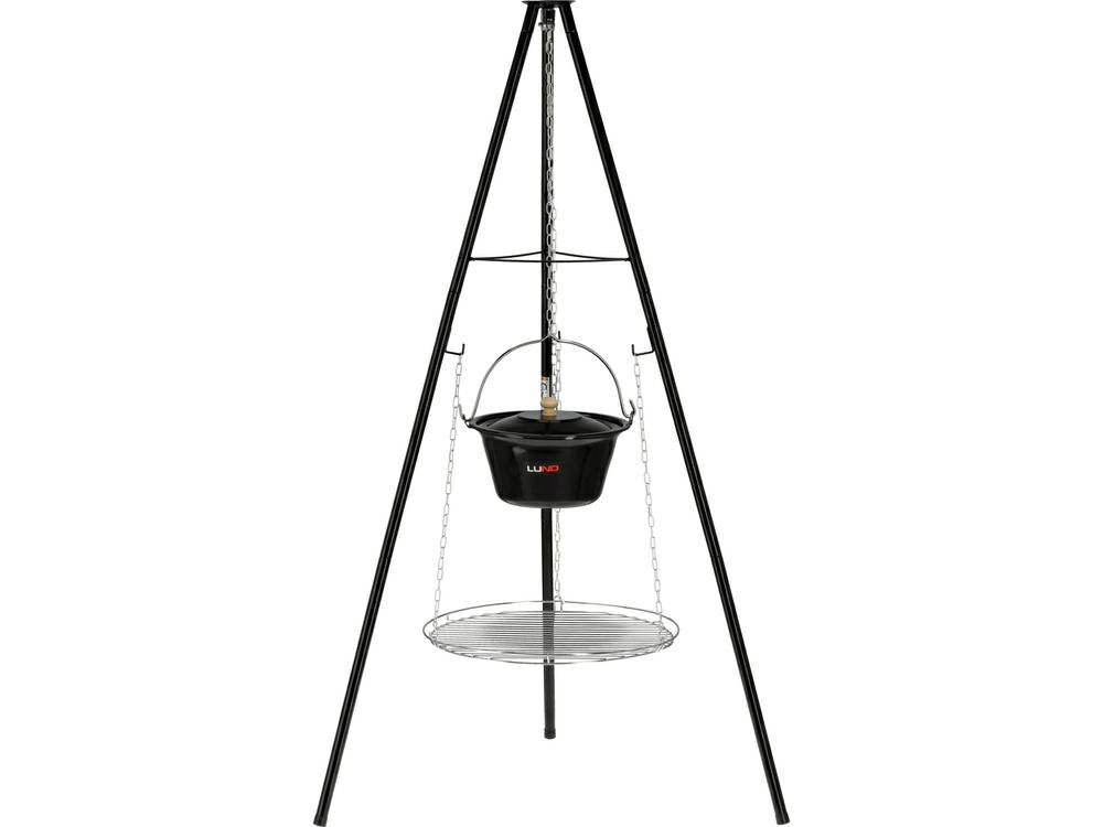 Lund Grill And Bowl Hanging On