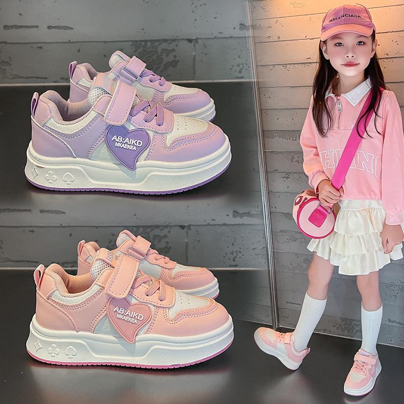 2025 Autumn Korean Style Girls' Heart Low-Top Canvas Sneakers for Children