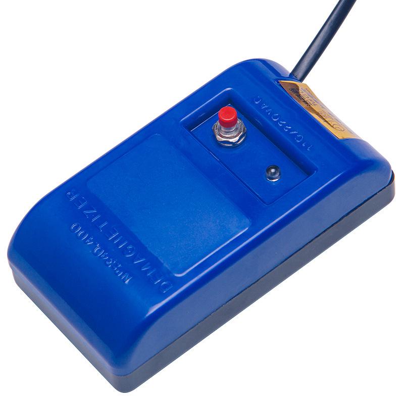 

Инструмент для размагничивания часов для точного отсчета времени