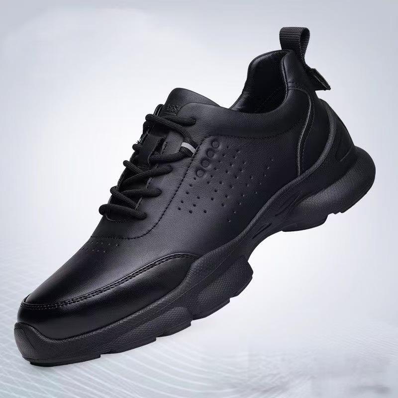 New Lightweight Comfortable Versatile Casual Shoes Anti-slip and Breathable Sports Shoes