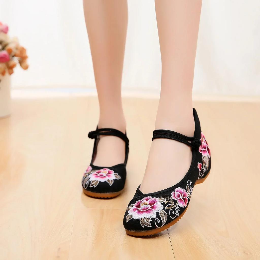 Mode Vintage Femme Chaussures en Tissu Élégant Style Ethnique Décontracté Broderie Streetwear Style Chinois Chaussures Femme Été