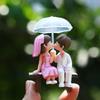 Charm Holding Umbrella Lover Statue Figurine Miniature Figure For Wedding Party and Home Shelf Display Decoration