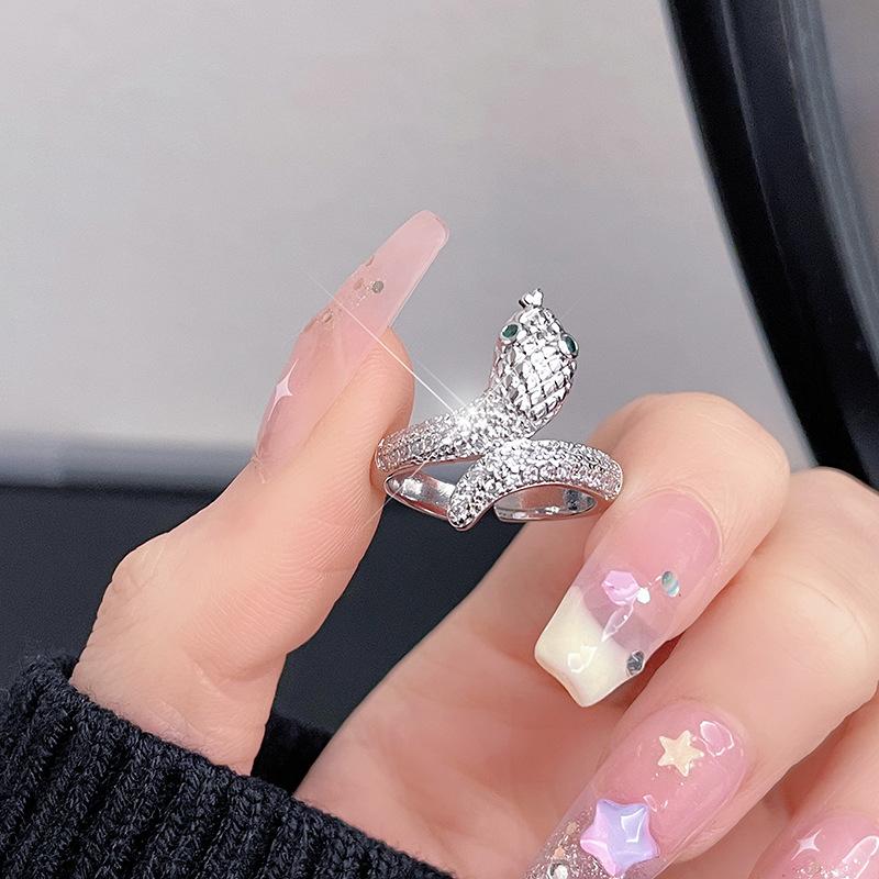 Leopard Head Serpentine Full Of Diamonds Zircon Light Luxury High-End Open Ring Personalized Luxury Niche Design Ring Woman