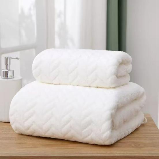 Large Bath Towel Lint-Free Soft Highly Absorbent Bath Towel Beach Wrap Towel for Sensitive Skin Shower Spa Gym Travel Home Use