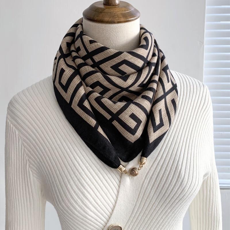 Women's Magnetic Triangle Cotton Neck Scarf