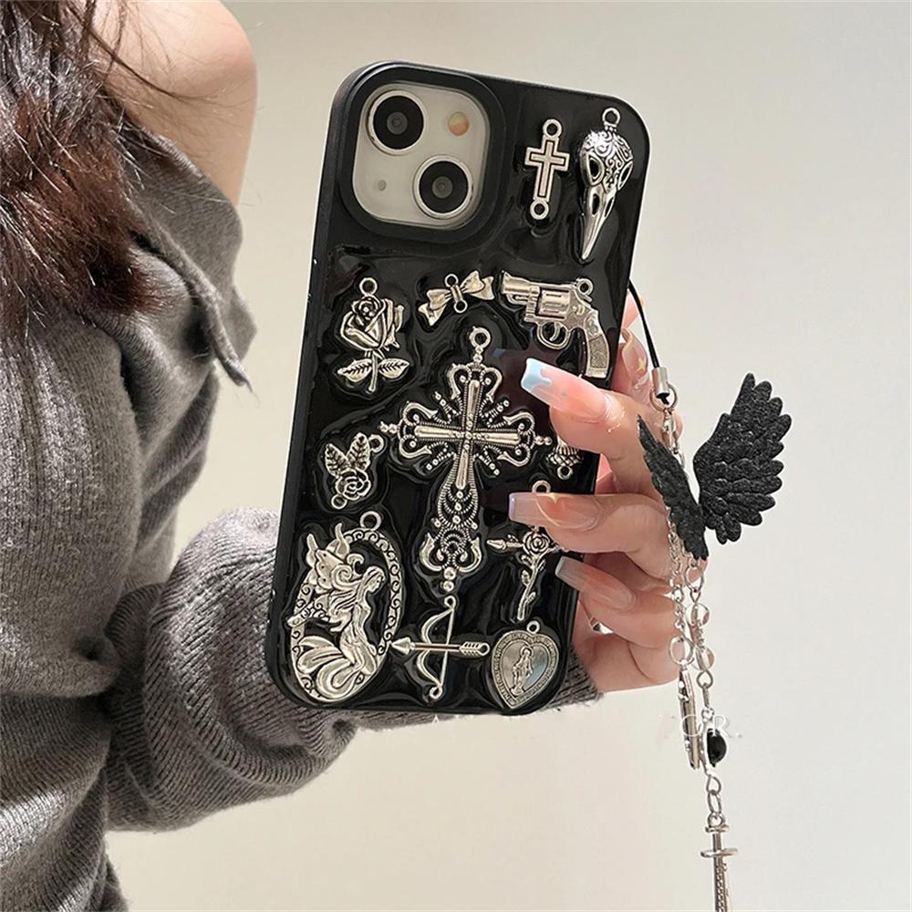 Carcasă Telefon Cool Y2k Metalică Creativă cu Cruce și Cupidon Pentru iPhone 17 Air 16 15 14 13 12 11 Pro Max Husa Estetică Pandantiv Aripi