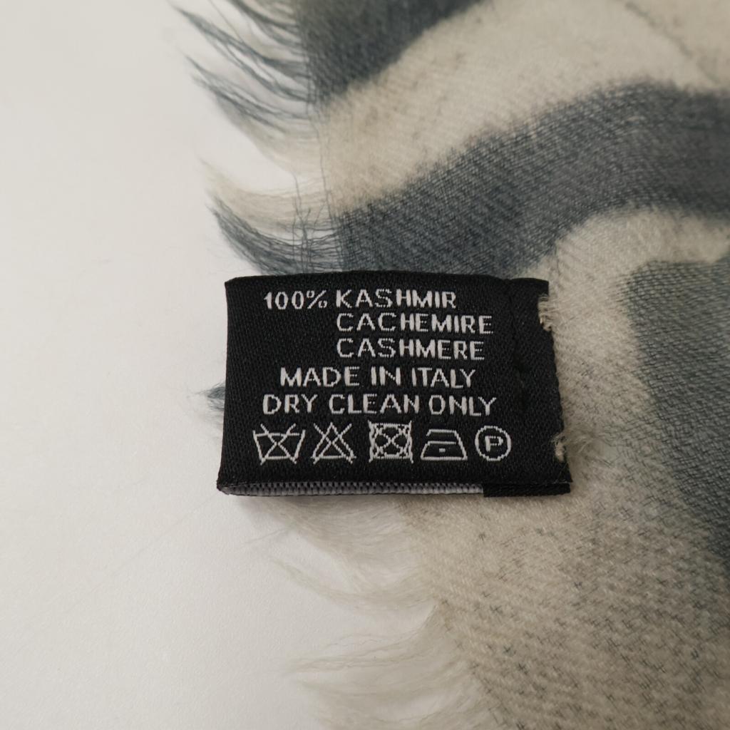 Chanel Camellia/CC Logos Quilted Print Cashmere Stole BeigeUsed