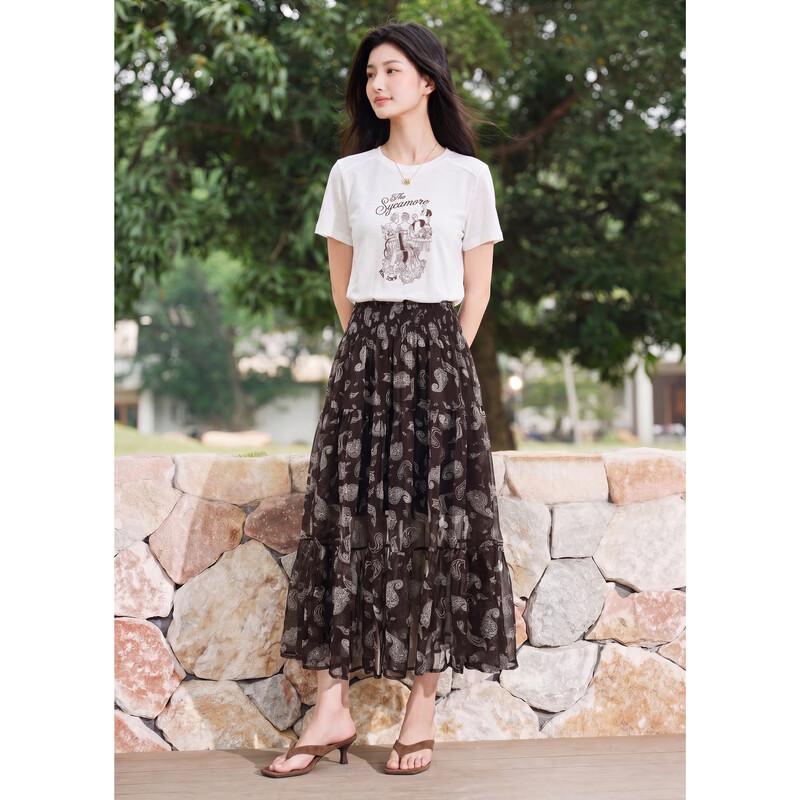 Women s Embroidered Round Neck T-Shirt & A-Line Skirt Set L