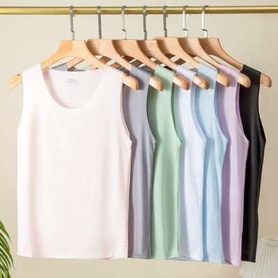 Ärmelloses Camisole in Übergröße aus Eis-Seide mit Rundhalsausschnitt in Unifarbe