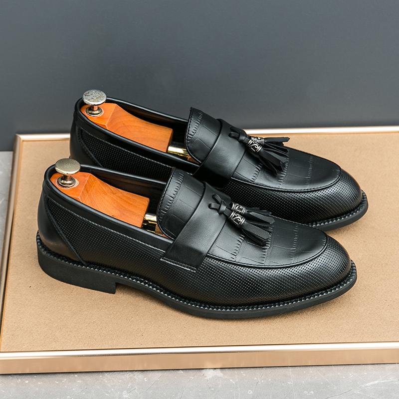 Fashion Men Retro Tassel Shoes Black Brown One Foot Comfortable Driving Shoes Business Office Formal Shoes Sizes 38-46 Men Shoes