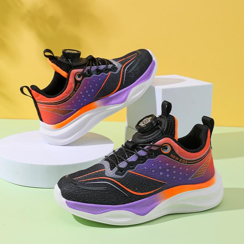 Youth style shoes Boys Breathable Flyknit Running Shoes With Non-Slip Sole Lightweight Kids Athletic Sneakers Indoor Outdoor Use
