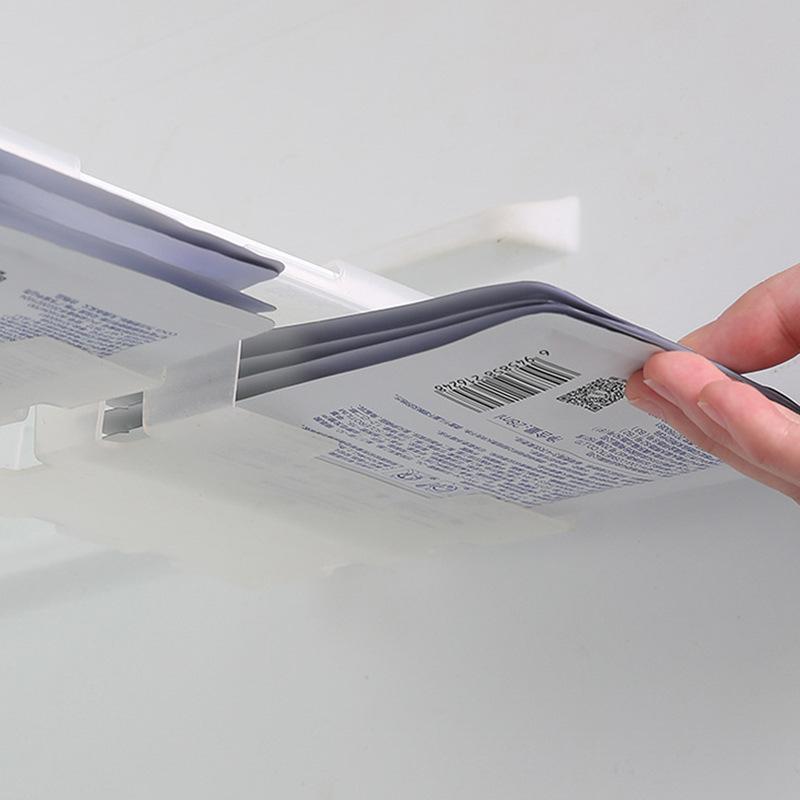 Zásuvkový úložný box do lednice, zacvakávací závěsný sáček na koření do lednice, krabice na organizaci svačin, krabička na uchovávání pleťových masek