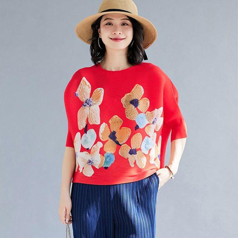 Zerknittertes neues Sommeroberteil mit Aufdruck, lockeres T-Shirt mit 3/4-Ärmeln, High-End-Eleganz und altersreduzierendem dünnen Stil für Damen