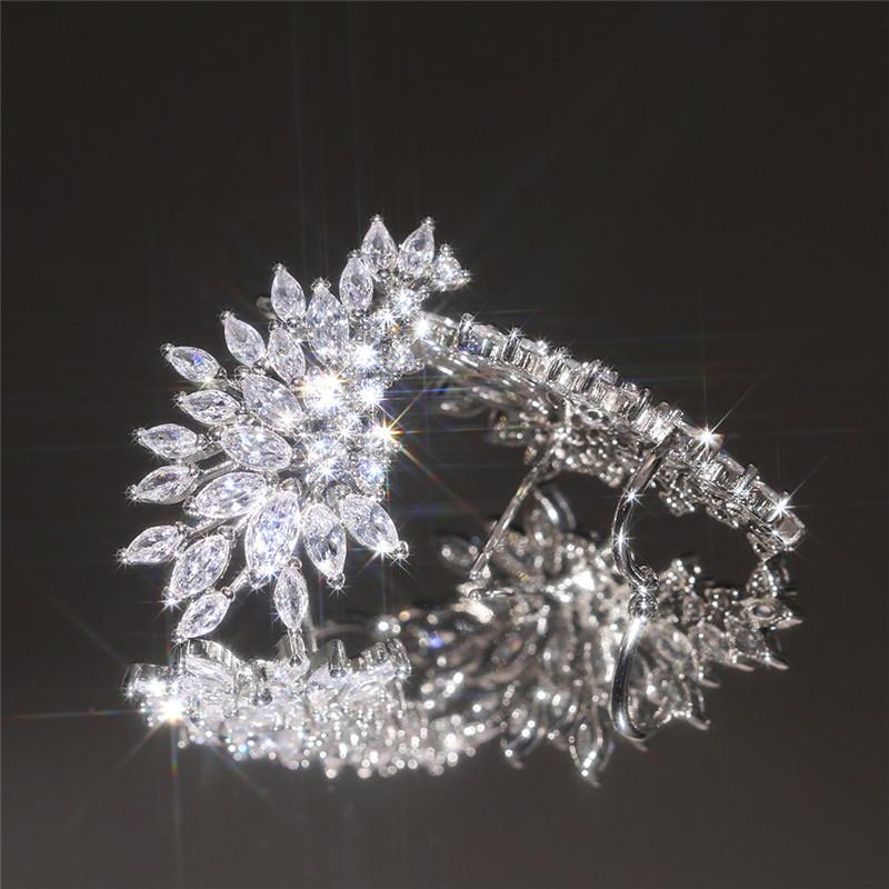 Przepiękne Damskie Kolczyki Sztyfty Pełne Błyszczącego Kryształowego Kamienia Cyrkonowego Biżuteria na Imprezę Wydarzenie Błyszczące Kolczyki do Przekłuwania Uszu Wydarzenie Fashion Stud