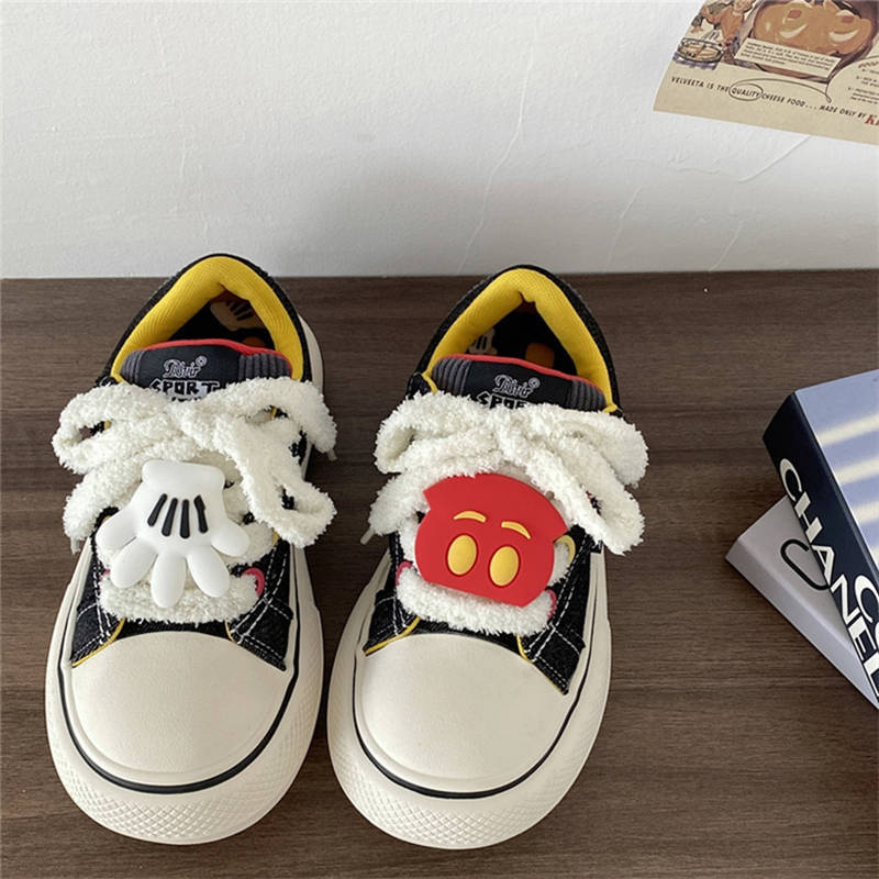 National ugly cute niche original cute big head board shoes retro small black shoes black platform bread canvas shoes women
