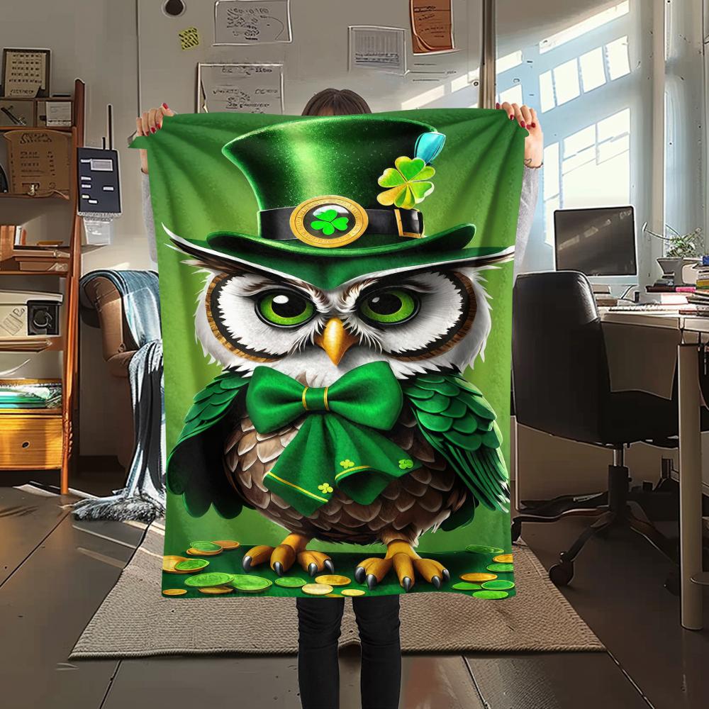 St.Patrick's Day Green clover Print Flannel Blanket,High quality Comfortable for All Seasons,Home Decor,Warmth and Comfort,Perfect for Christmas Gifts