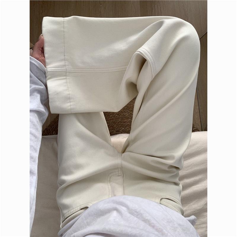 Women's Beige Casual Flared Jeans, Relaxed Fit, Floor-Length for Pear-Shaped Body, Spring/Autumn 2025