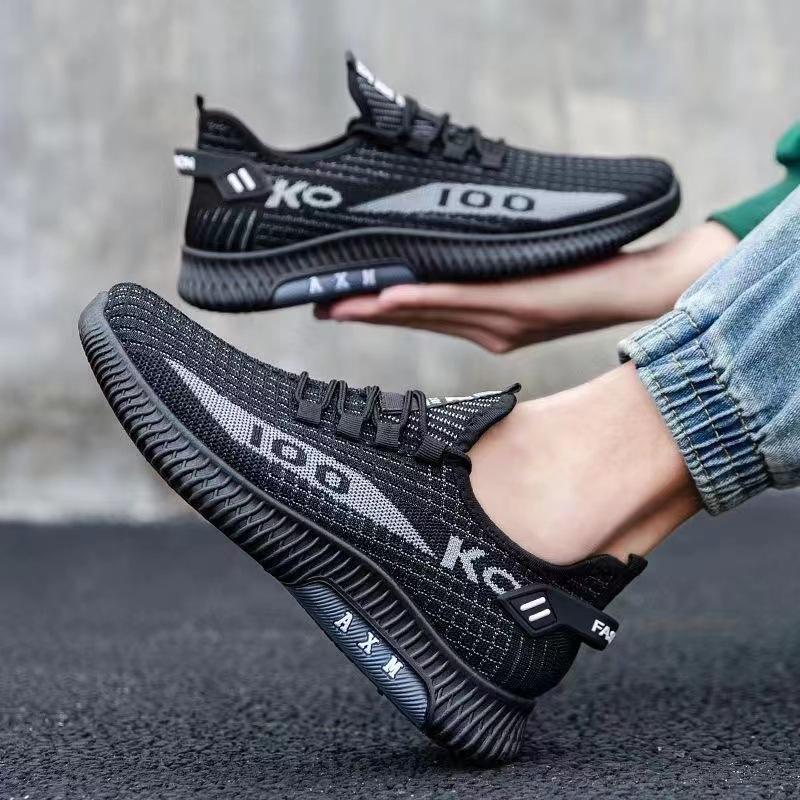 New Style of Flying Men's Shoes Soft Sole Breathable Running Shoes for Men's Outdoor Casual Sports Shoes for Fashion Foreign Trade Men's Casual Shoes