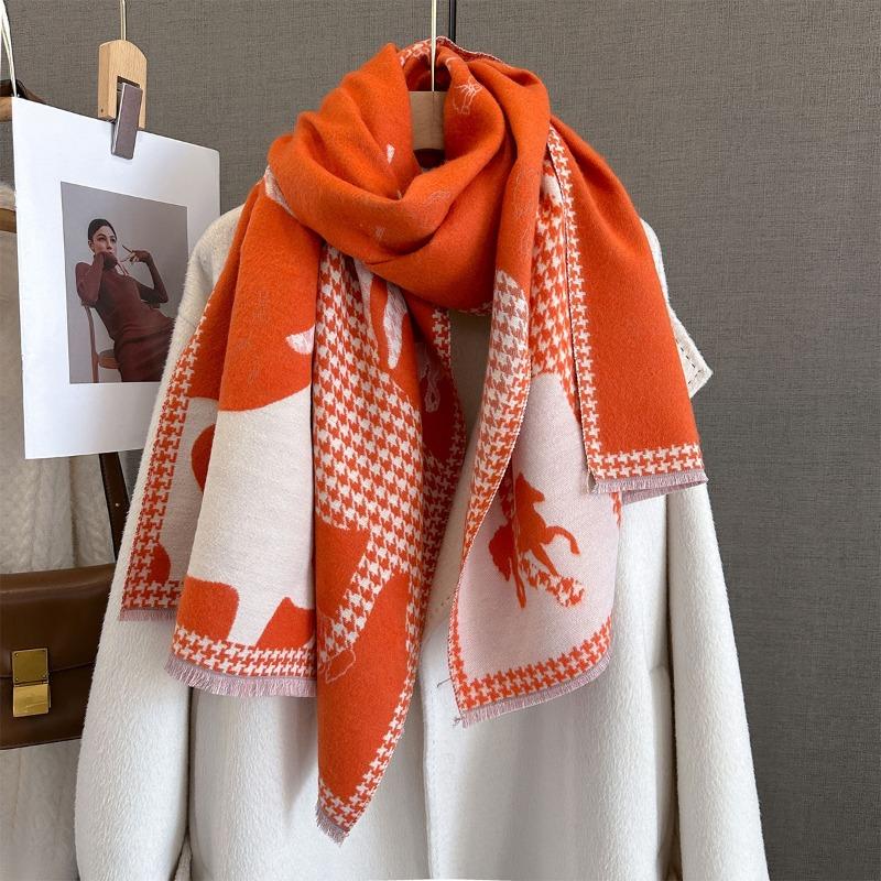 Autumn and winter new retro horse jacquard scarf women's thickened warm neck protection scarf versatile outer shawl