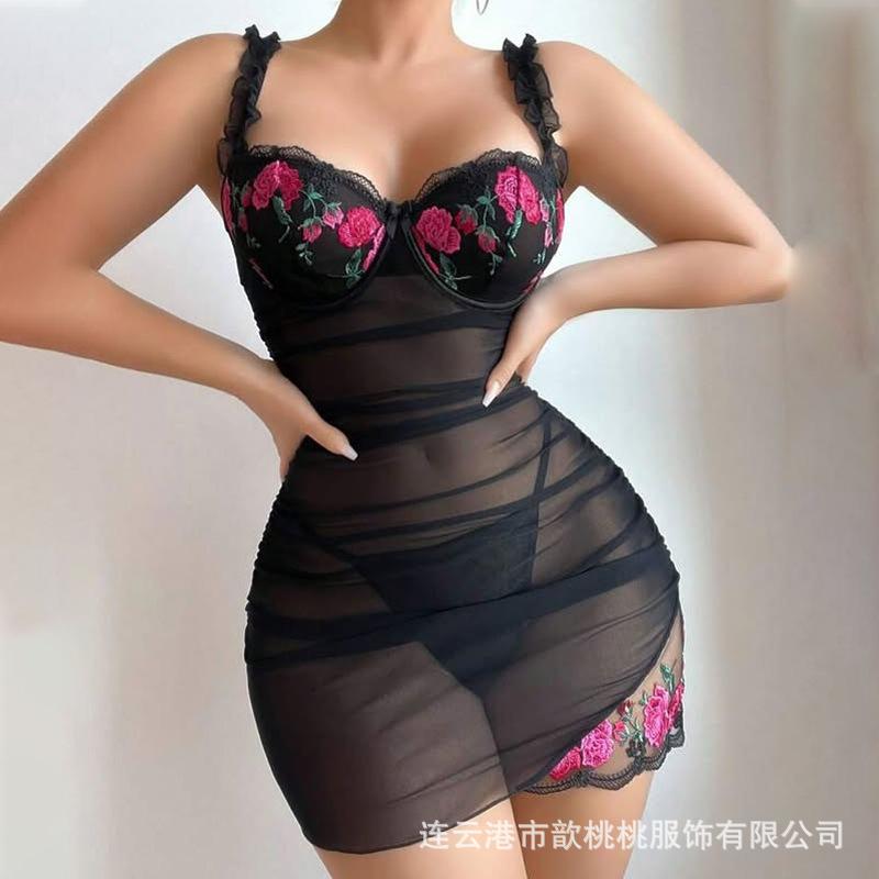 European and American Large-size Sexy Lingerie Lace Perspective Embroidery Hip-wrapped Nightdress, Thong Temptation