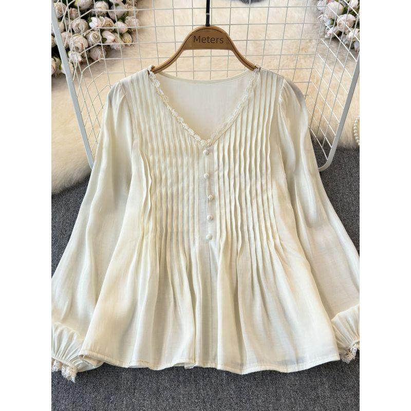 French Style Retro Pleated V Neck Puff Sleeve Shirt Female 2024 Autumn New Arrival Ruffles Slim Looking Belly-Covering Coat