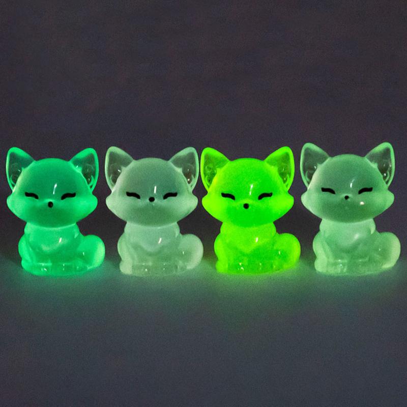 5Pcs Creative Cute Luminous Fox Animal Ornament Cartoon Mini Room Ornament Accessories Kawaii Desktop Resin Ornament Gifts