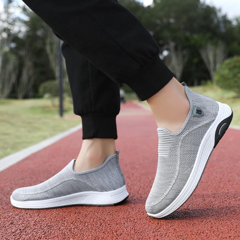 Flying Woven Men's Shoes Simple Round Head Flat Bottom Casual Walking Shoes Soft Sole One Pedal Sports Shoes Men